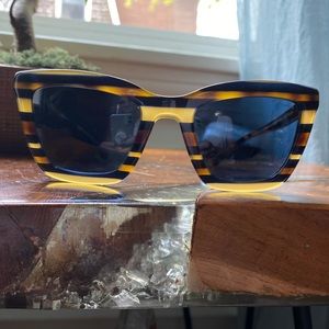 NWOT Coach sunglasses